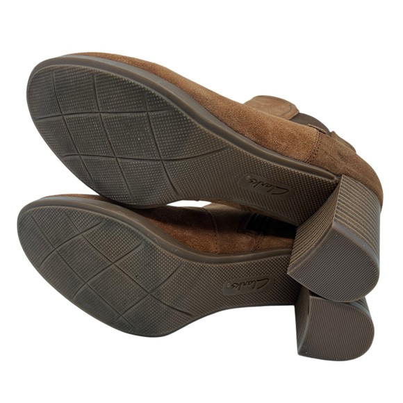 Clarks Tan Suede Ankle Booties - Picture 7 of 11